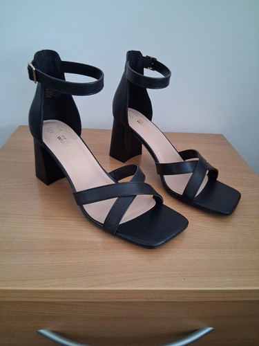 New black wide fit sandals - black,