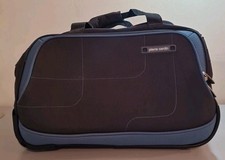 Pierre Cardin Small Wheeled Travel Case Or Holdall With Telescopic Handle