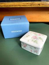 Vintage wedgwood rosehip boxed - rosehip,