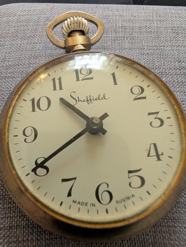 Sheffield gold tone - gold, up