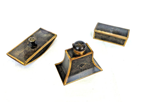 Antique chinese desk set - desk, late