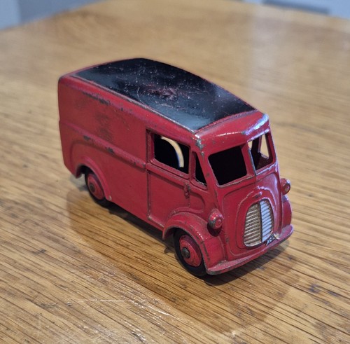 Dinky toys royal - dinky,