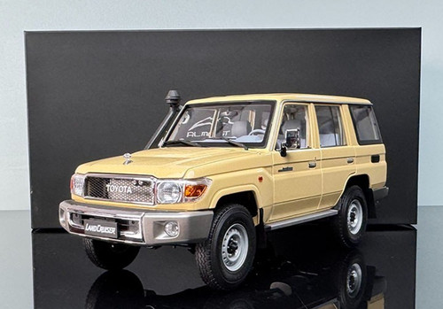 Almost real toyota - 1/18,