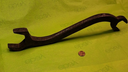 Vintage antique hand - /,