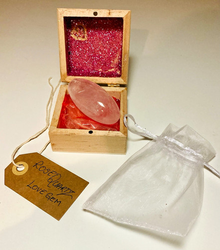 Love natural pink rose quartz - pink,