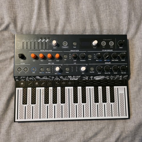 Arturia microfreak synthesiser - arturia,