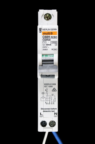 Merlin gerin c60hc32r30 amp - 32,