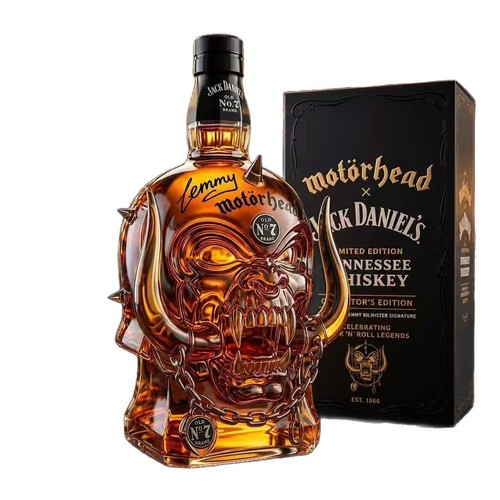 Gothic skull whiskey - gothic, decanter