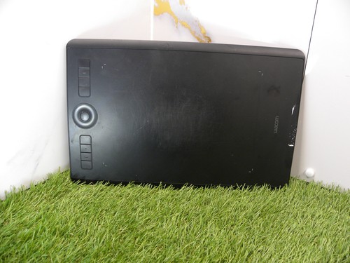 Wacom intuos pro - wacom, medium