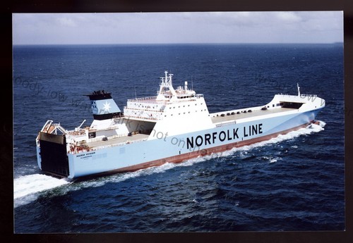 Fq812 norfolk line ferry - line,