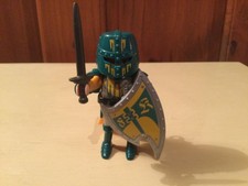 Rare Playmobil Figure - Series 13 9332 Green Knight - Complete - VGC
