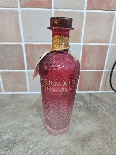Mermaid pink gin bottle - pink, 70cl