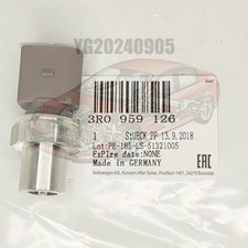 1X 3R0959126 A/C Pressure