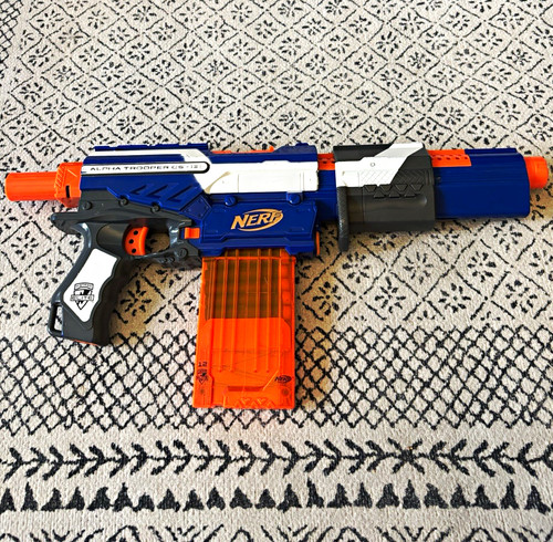 Nerf alpha trooper with - nerf, cs-12