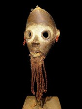 AFRICAN Vintage Hand Carved