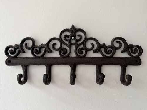 Cast iron hook scroll - cast, set