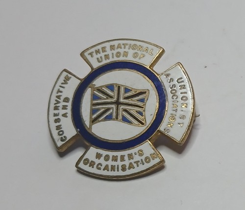 Vintage enamel pin badge - vintage,