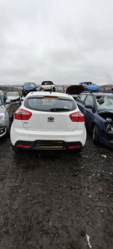 Kia rio mk3 - 1, petrol