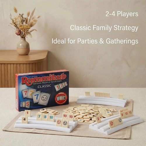 Rummikub players family - players,