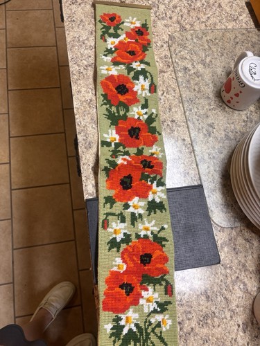 Vtg floral poppy needlepoint - vtg,