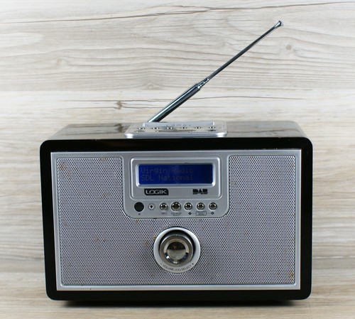 Logik log3007di dab radio - logik, fm