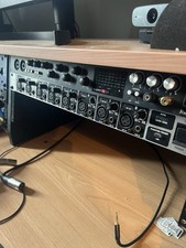Behringer ADA8000 Pro 8 Ultragain Digital 8-Channel Microphone Preamp/Converter