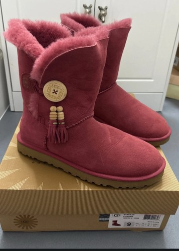 Bailey charms ugg size - bailey,