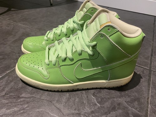 Nike dunk high statue of - nike, sb