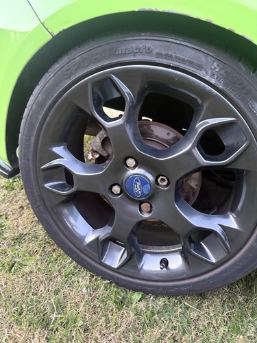 Ford fiesta mk7 zetec - ford,