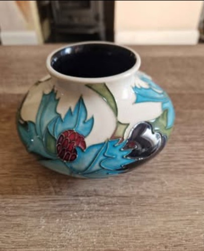 Moorcroft sea holly squat - sea,