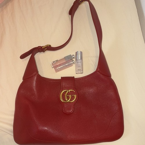 Gucci red pebbled - red, leather