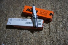 KTM GENUINE 990 SUPER MOTO 990 ADVENTURE SMT990  PAIR OF SPARK PLUGS 60139093000