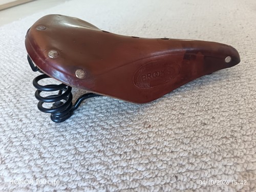 Brooks b67 saddle good