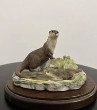 Vintage Border Fine Arts