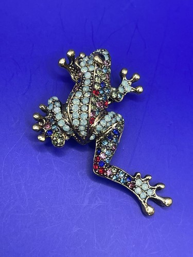 Gold tone jumping frog - tone,