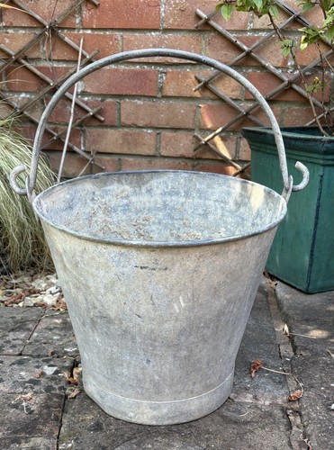 Vintage characterful old - characterful,