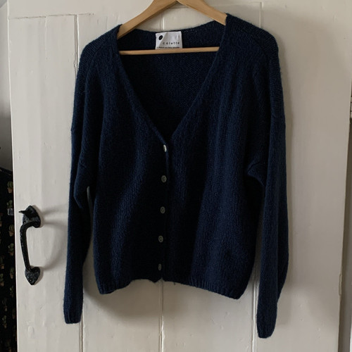 Colette blue knit neck - blue, v-neck