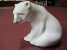 1970s LLADRO Porcelain Polar Bear, Resting/relaxing. 8.3 cms tall.