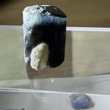 Blue cap tourmaline dara pech - blue,