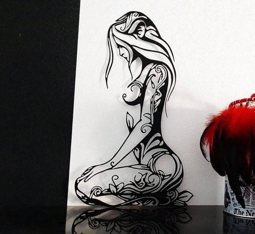 Kneeling woman black - kneeling, metal