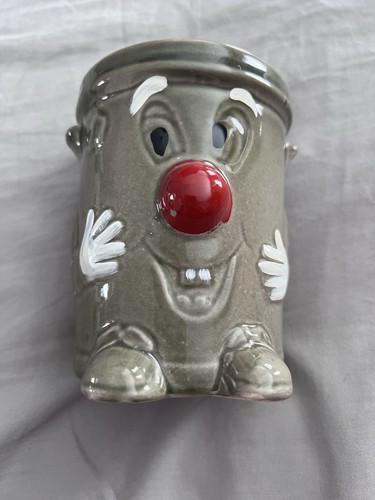 Vintage 1980s dusty bin money - dusty,
