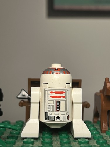 Astromech droid 2005 - astromech,