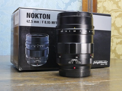 Voigtlander 5mm 95 - 42.5mm, f0.95