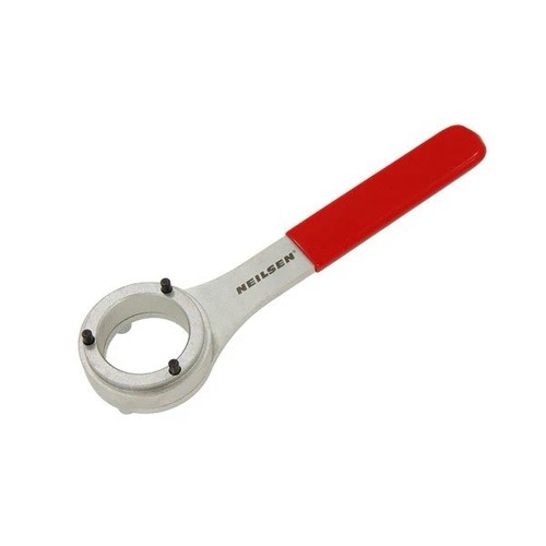 Primary drive gear holding - primary,