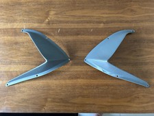 Yamaha TZR250 2MA Fairing Hand Blisters (1KT-2834V & 1KT-2834W)