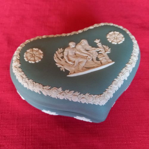 Wedgwood heart shaped sage - wedgwood,