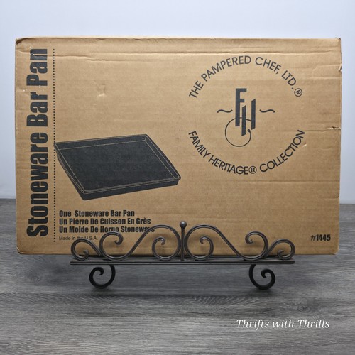 New pampered chef - pampered, stoneware