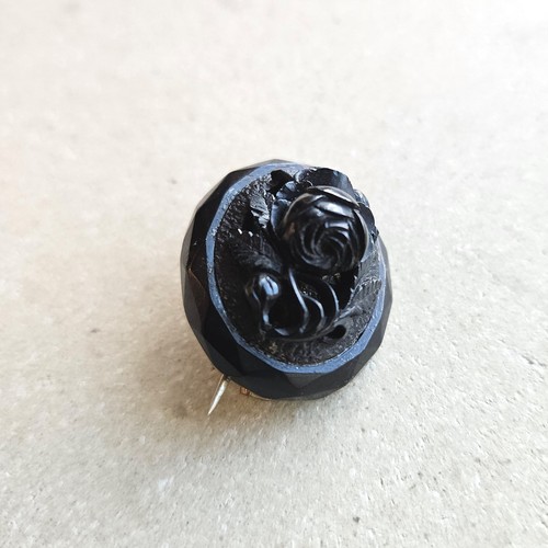 Antique black carved rose - black,