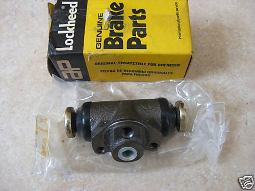 Rear wheel brake cylinder - cylinder,