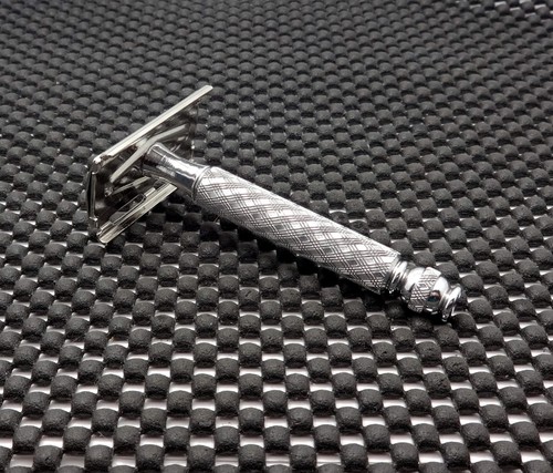 Vintage 1979 gillette british - gillette,